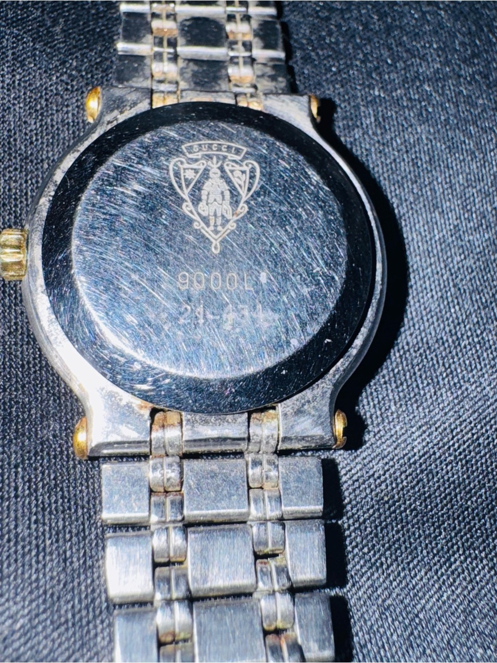 Gucci Two-Tone Gold and Silver Ladies Bracelet Watch - Picture 6 of 7